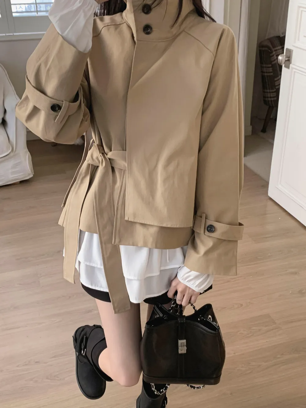 반바지 모델 착용 이미지-S2L69