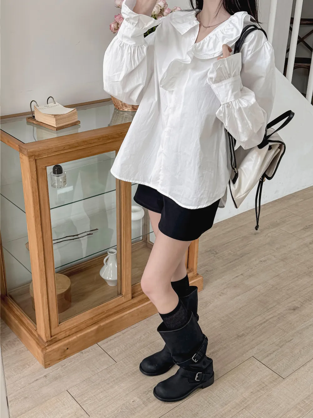 반바지 모델 착용 이미지-S3L8