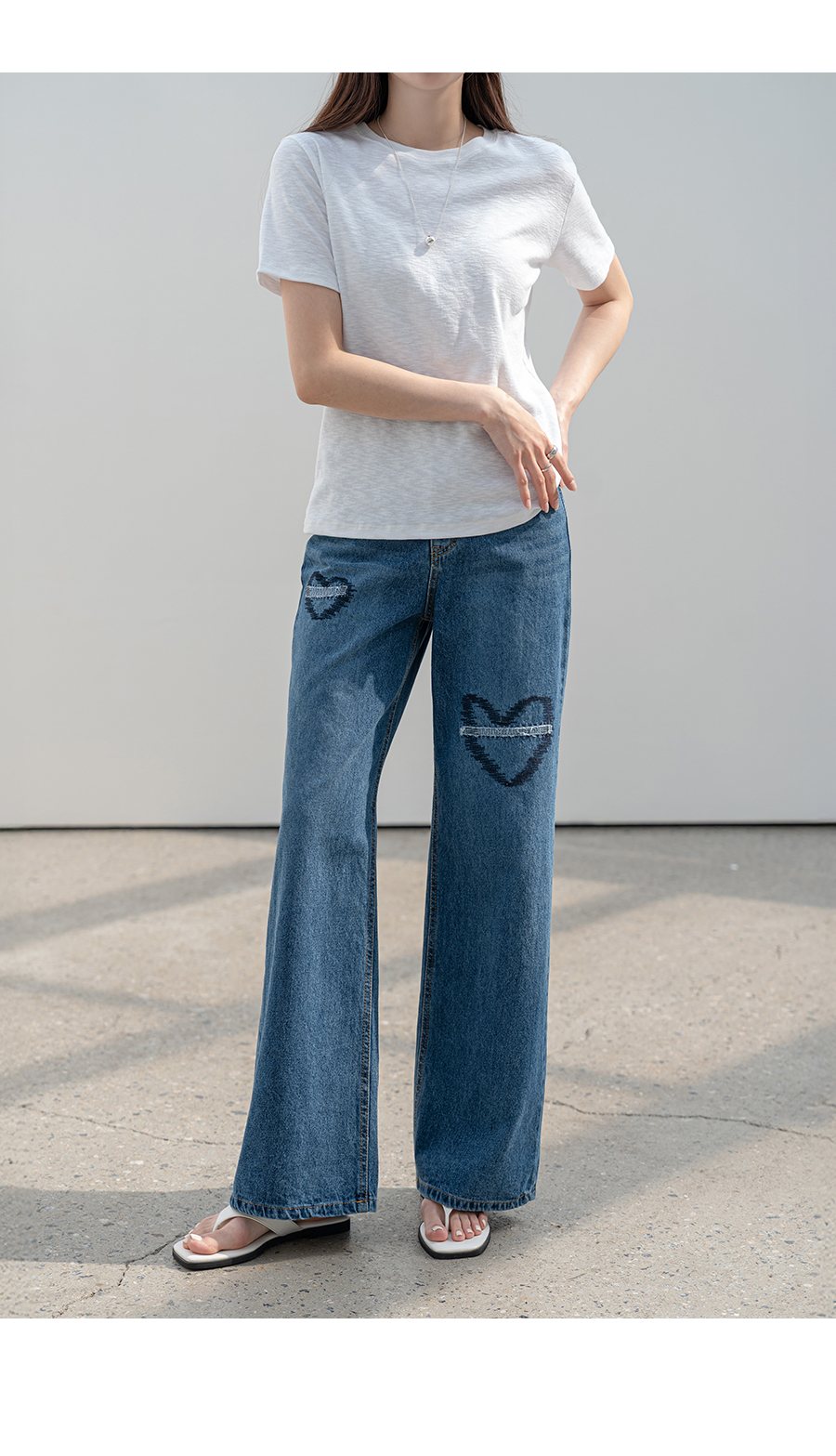 コットンシークレットボタンワイドハート刺繍デニムパンツ