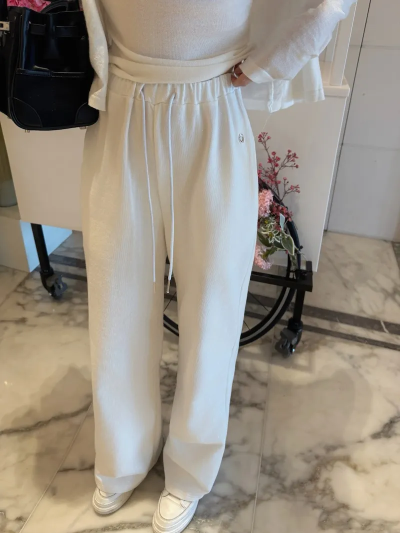 바지 모델 착용 이미지-S1L61