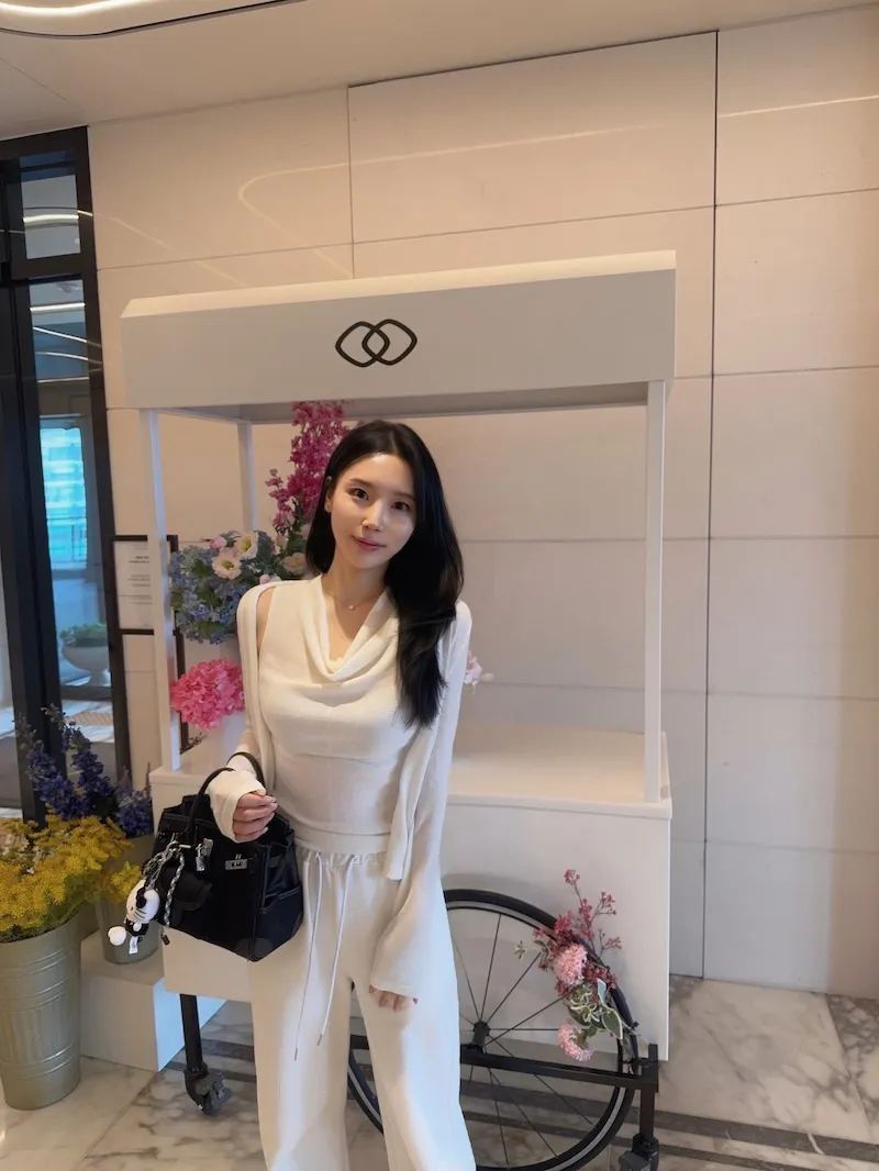 바지 모델 착용 이미지-S1L57