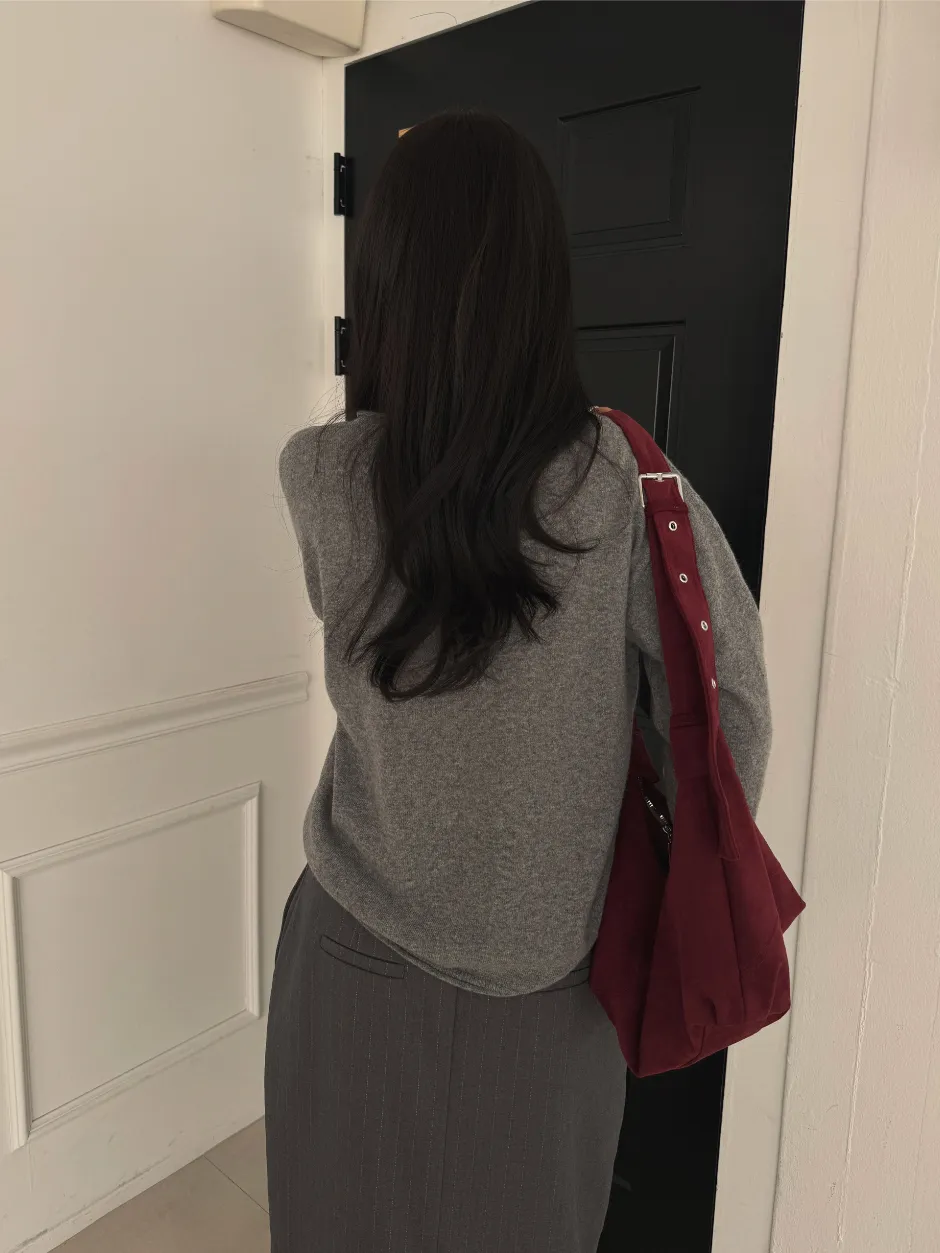 긴팔 티셔츠 모델 착용 이미지-S1L19