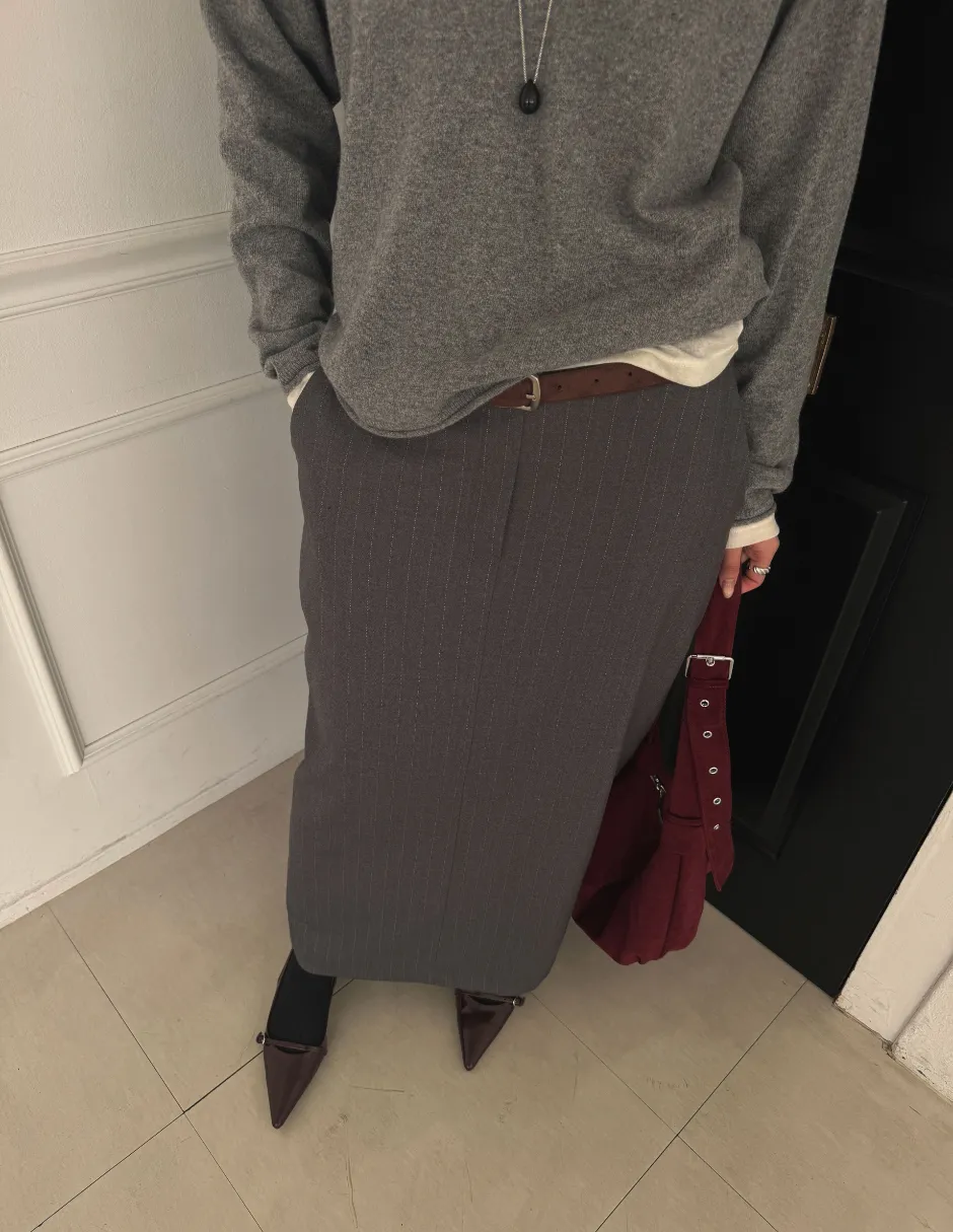 치마 모델 착용 이미지-S1L22