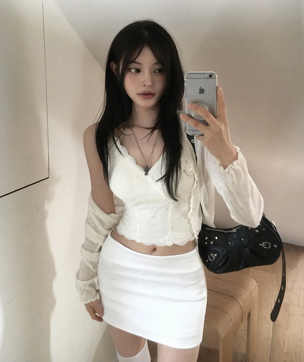 민소매 모델 착용 이미지-S2L51