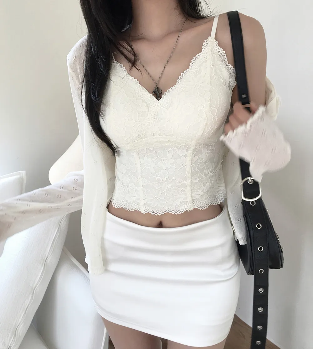 민소매 모델 착용 이미지-S2L44