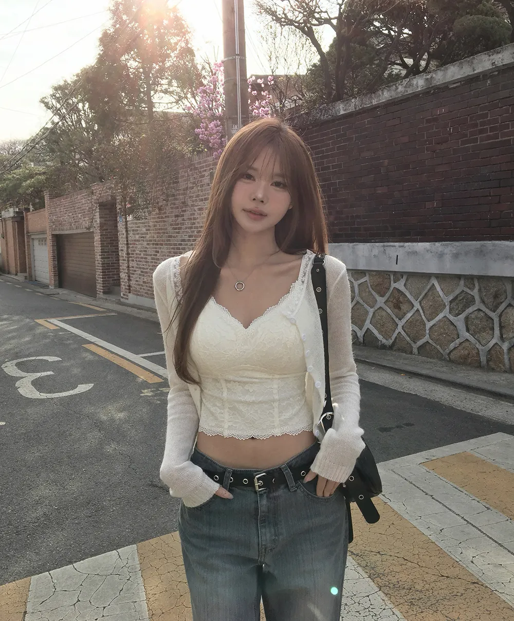 민소매 모델 착용 이미지-S2L30