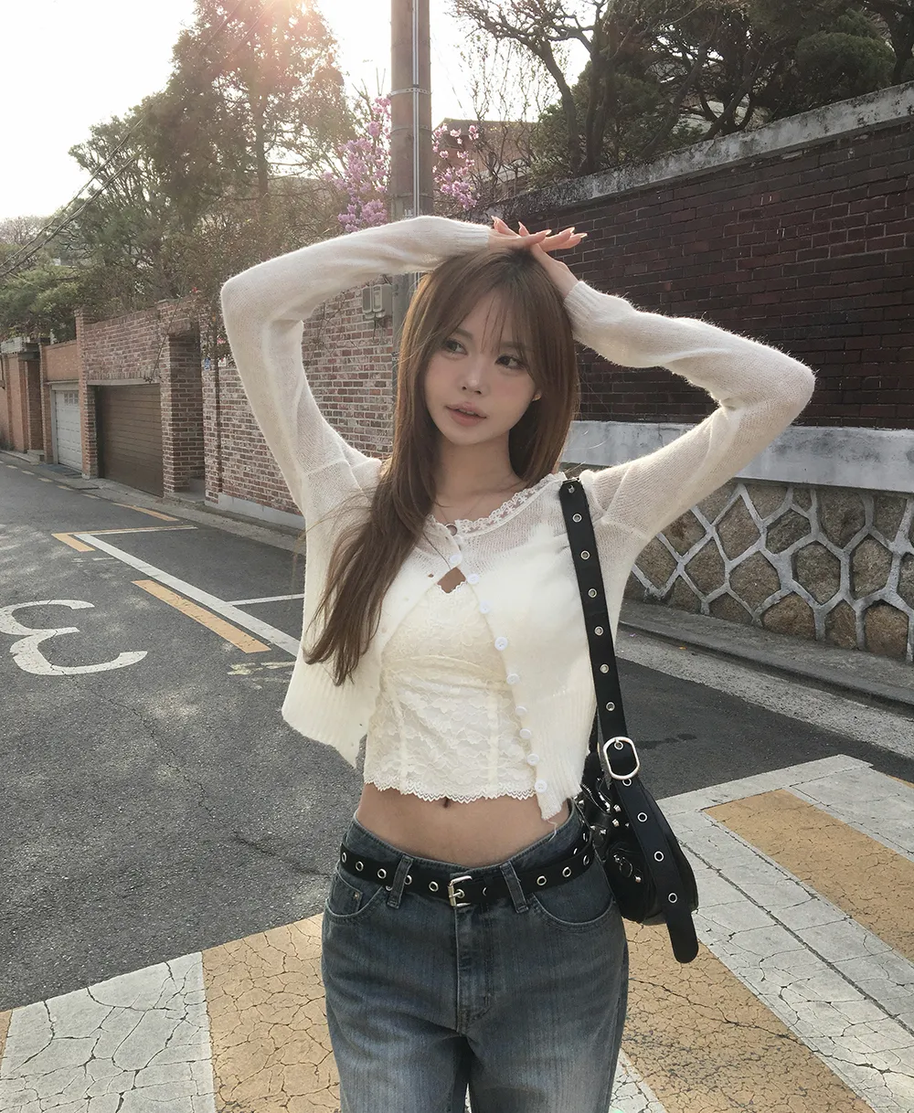 민소매 모델 착용 이미지-S2L32