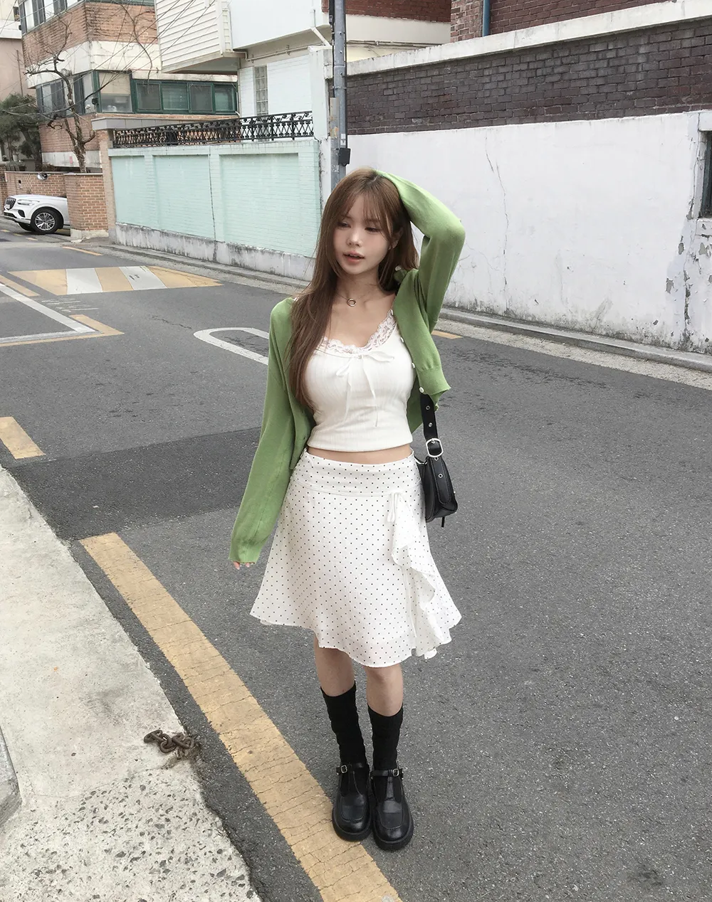 카디건 모델 착용 이미지-S2L26