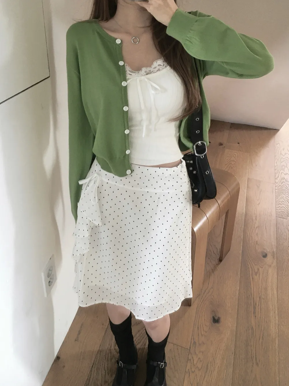 카디건 모델 착용 이미지-S2L33