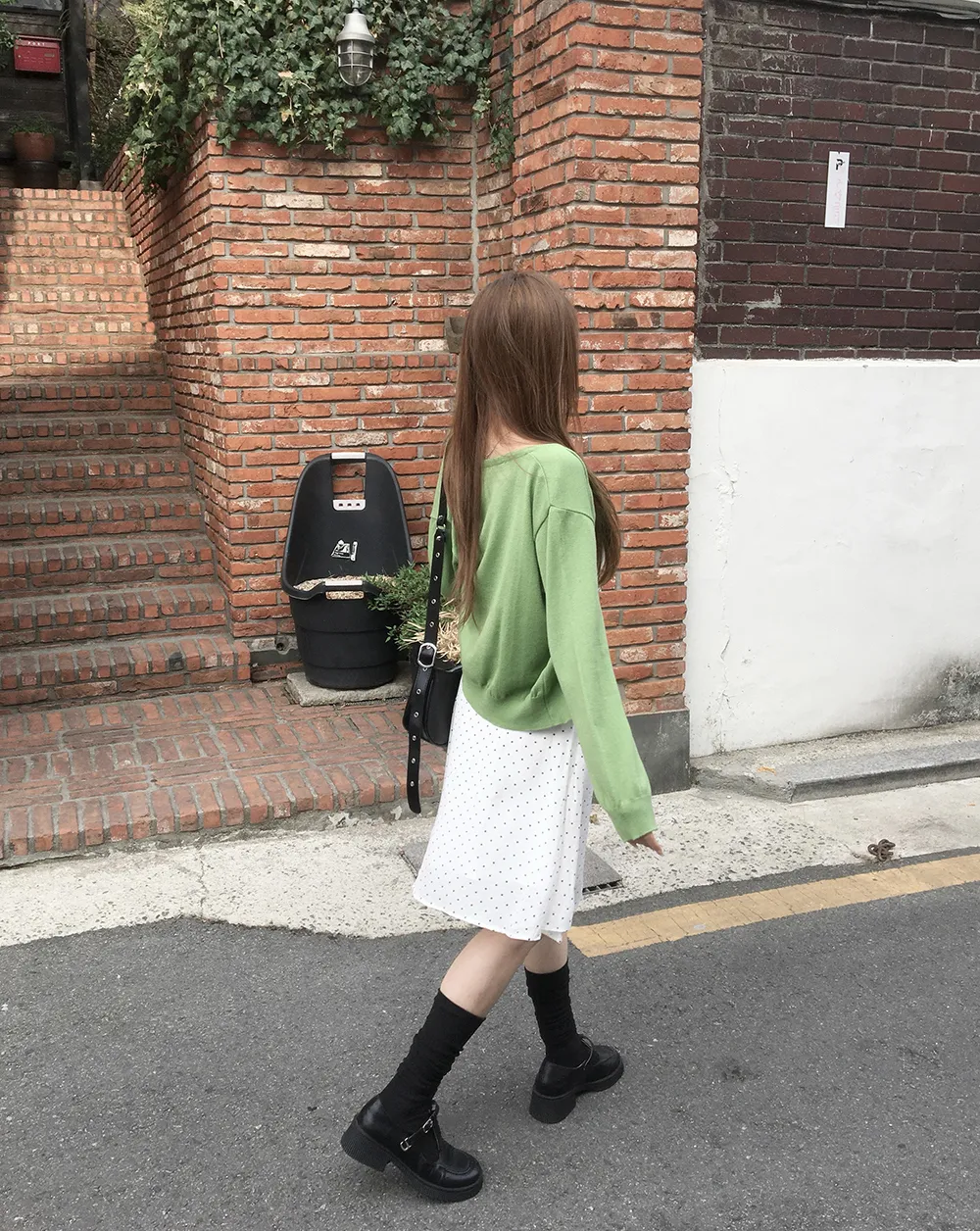 카디건 모델 착용 이미지-S2L30