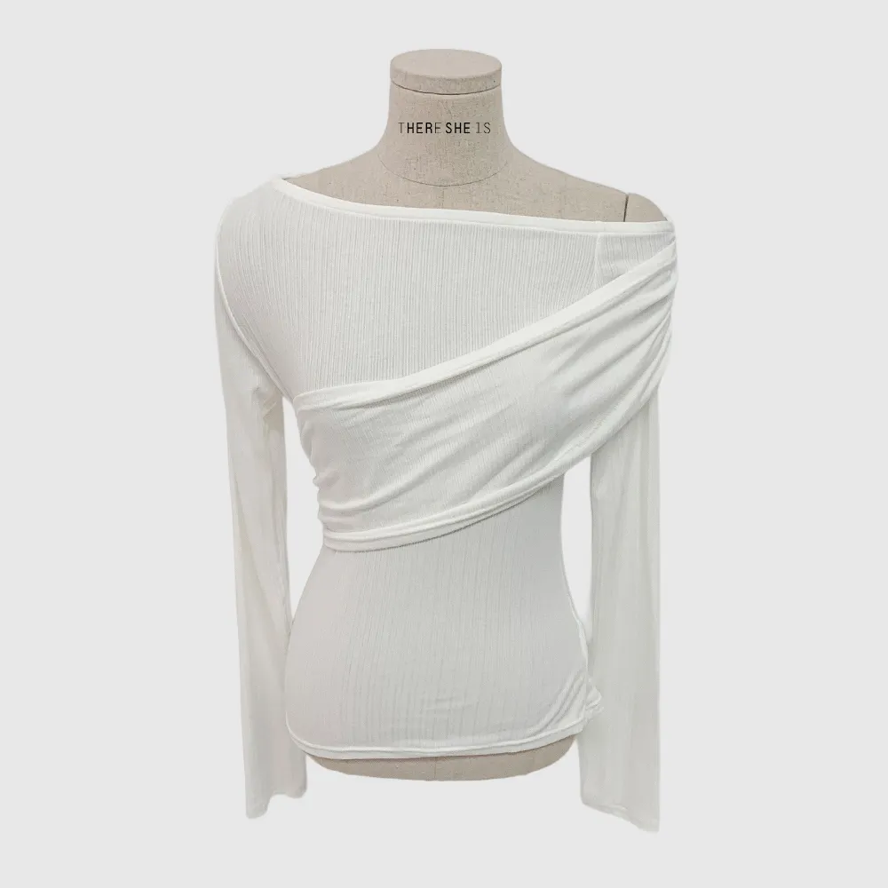 긴팔 티셔츠 화이트 색상 이미지-S1L58