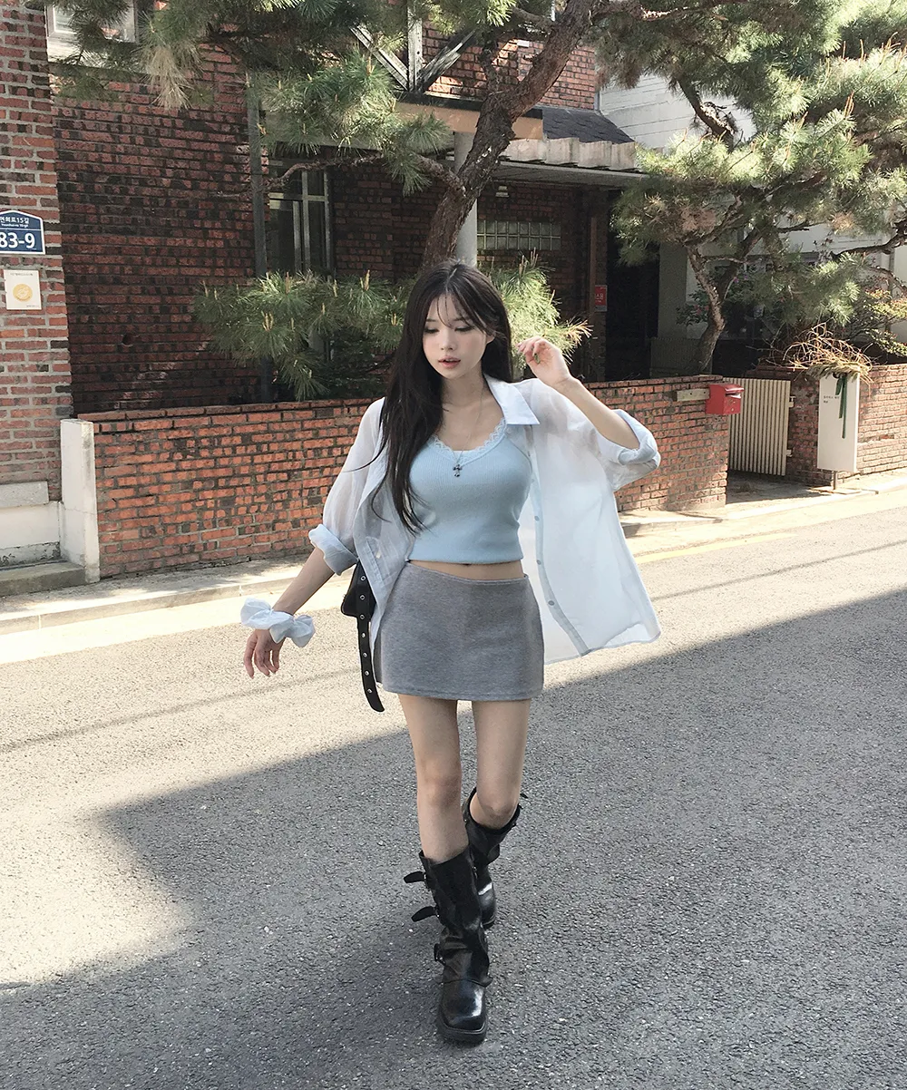 미니 스커트 모델 착용 이미지-S4L13