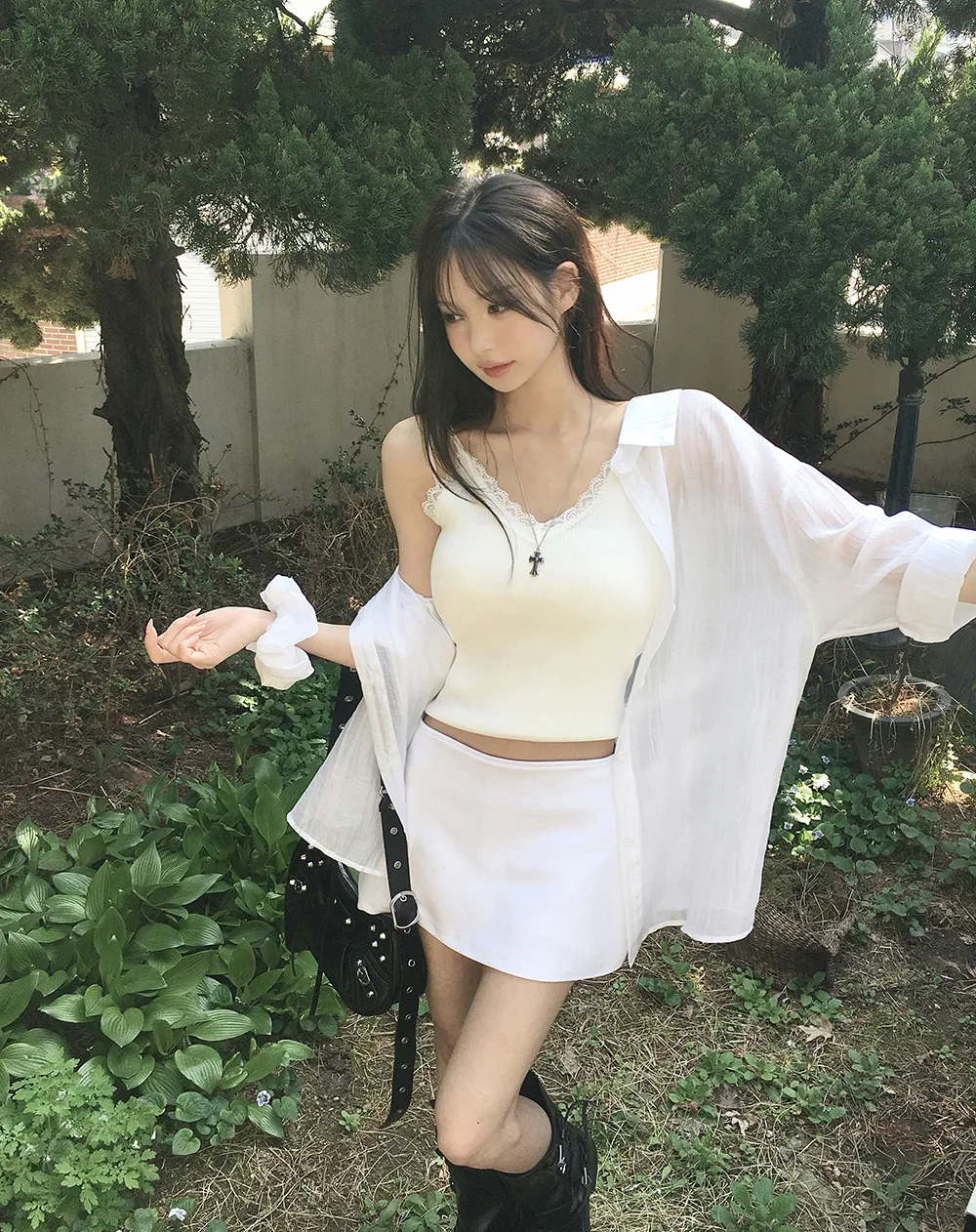 미니 스커트 모델 착용 이미지-S4L2