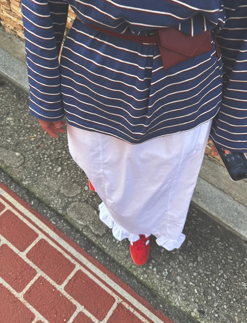 치마 모델 착용 이미지-S1L25