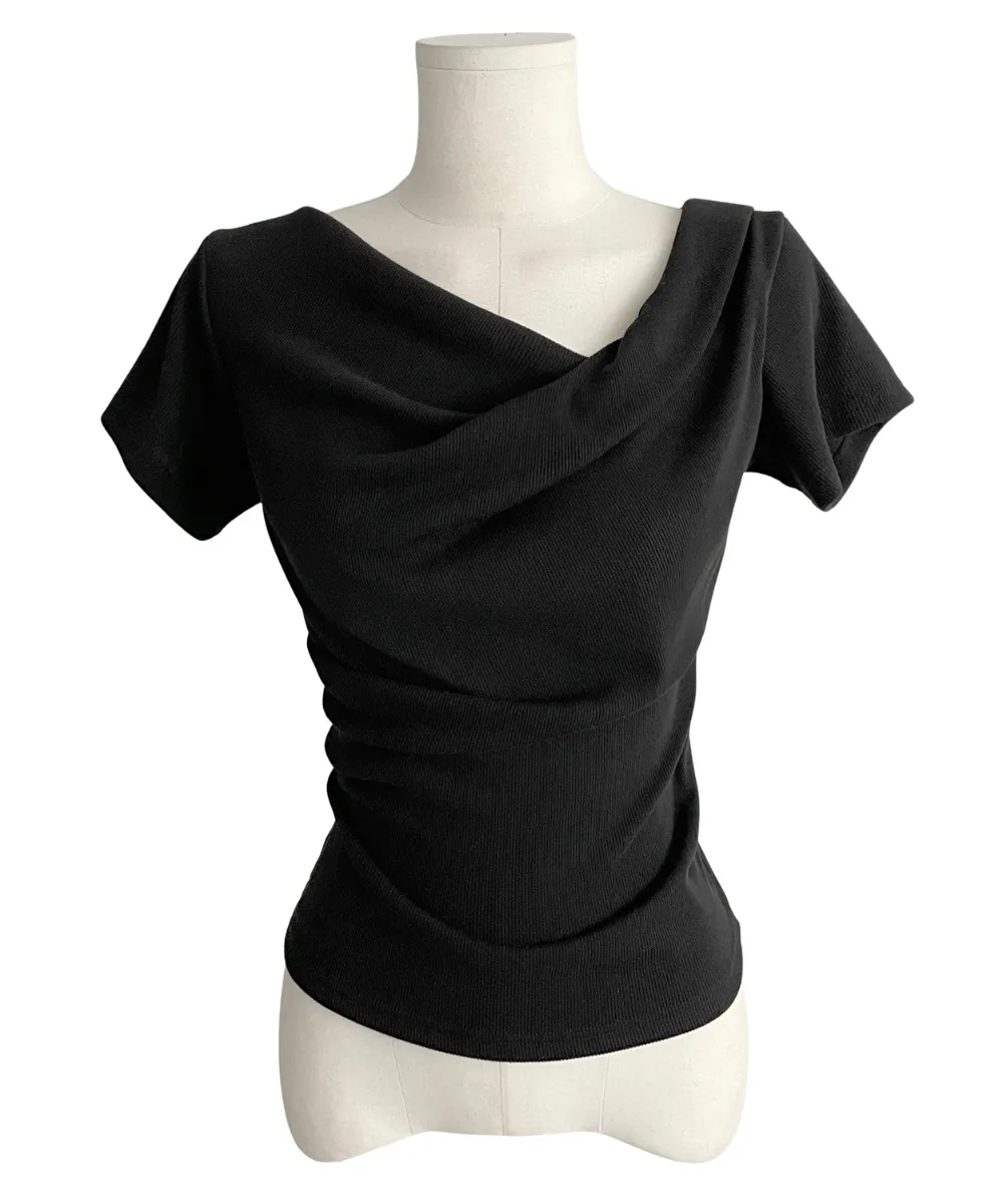 반팔 티셔츠 차콜 색상 이미지-S2L7