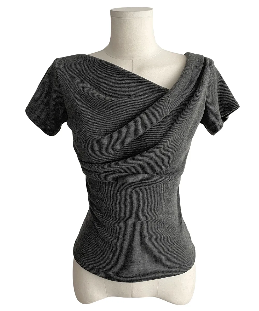 반팔 티셔츠 그레이 색상 이미지-S2L9