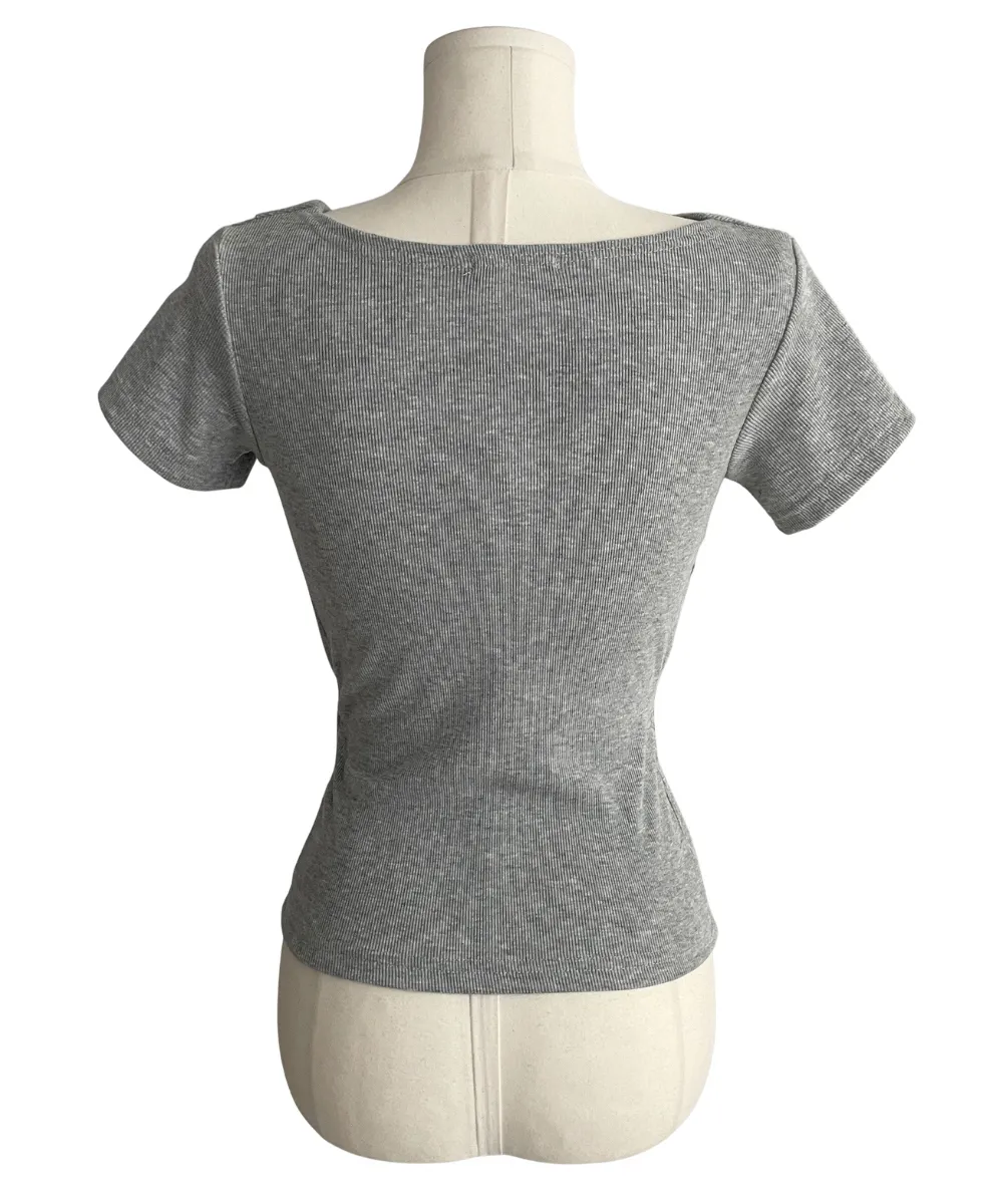 반팔 티셔츠 그레이 색상 이미지-S2L11