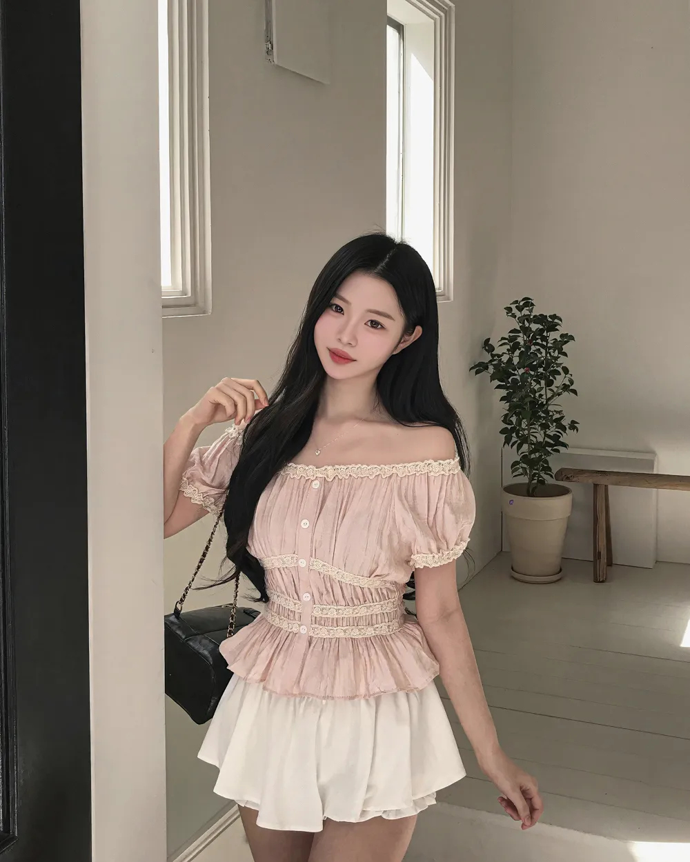 화장품 모델 착용 이미지-S1L23