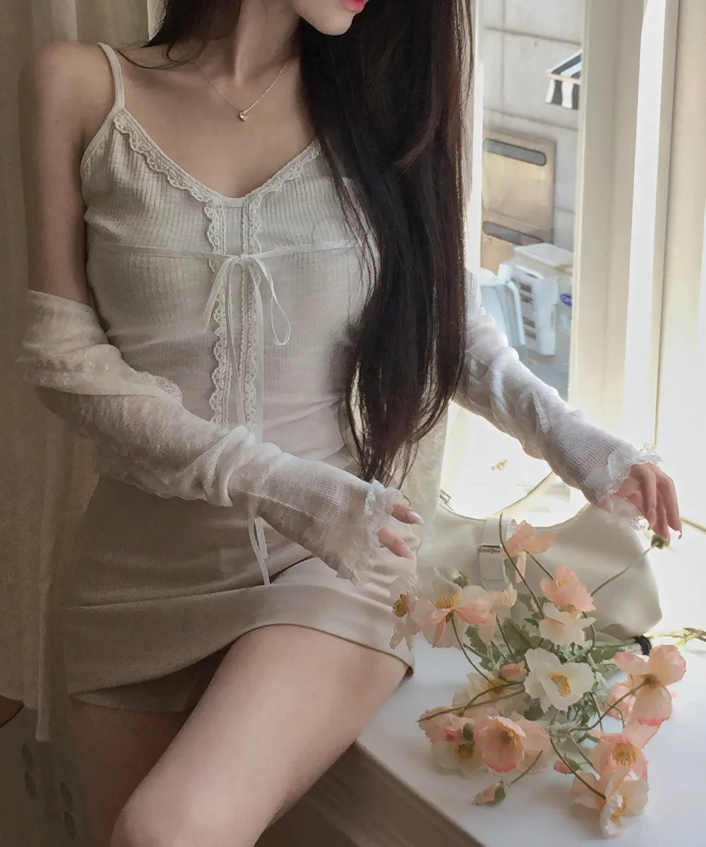 민소매 모델 착용 이미지-S2L5