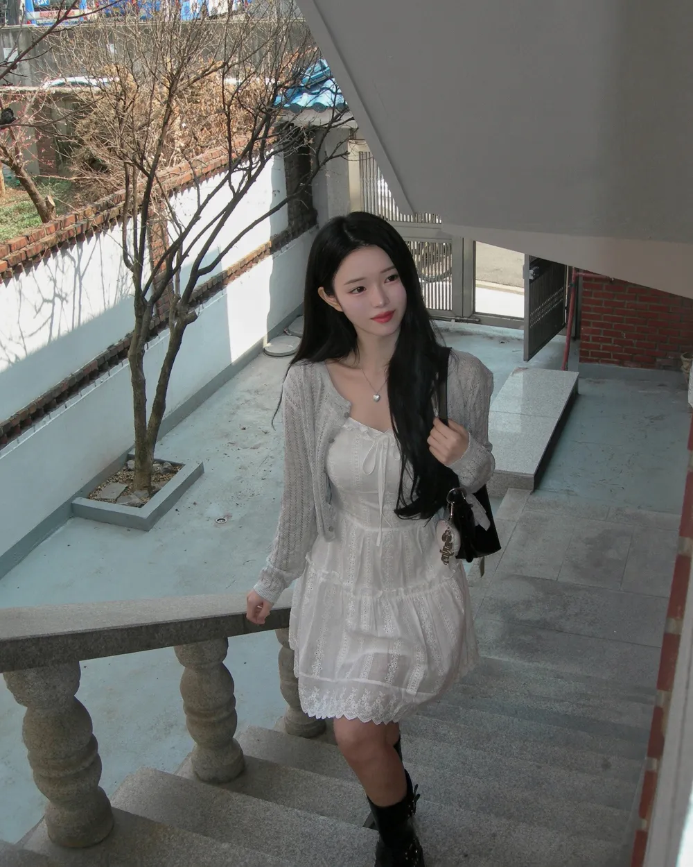 드레스 모델 착용 이미지-S3L14