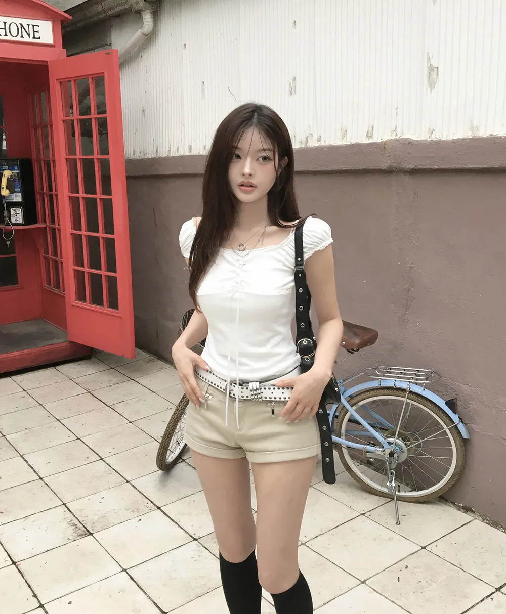 반바지 모델 착용 이미지-S5L7