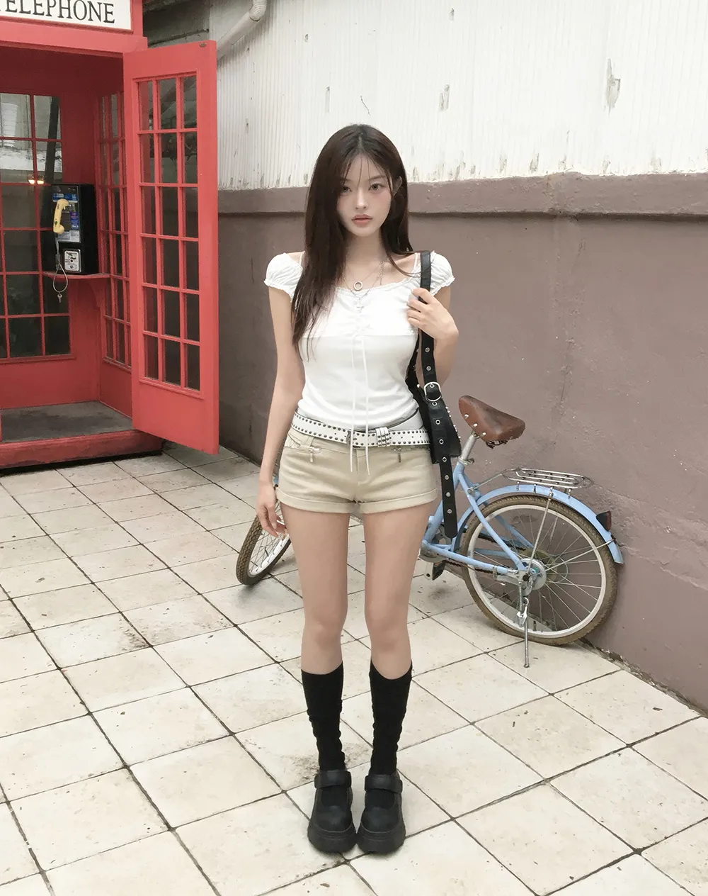 반바지 모델 착용 이미지-S5L6