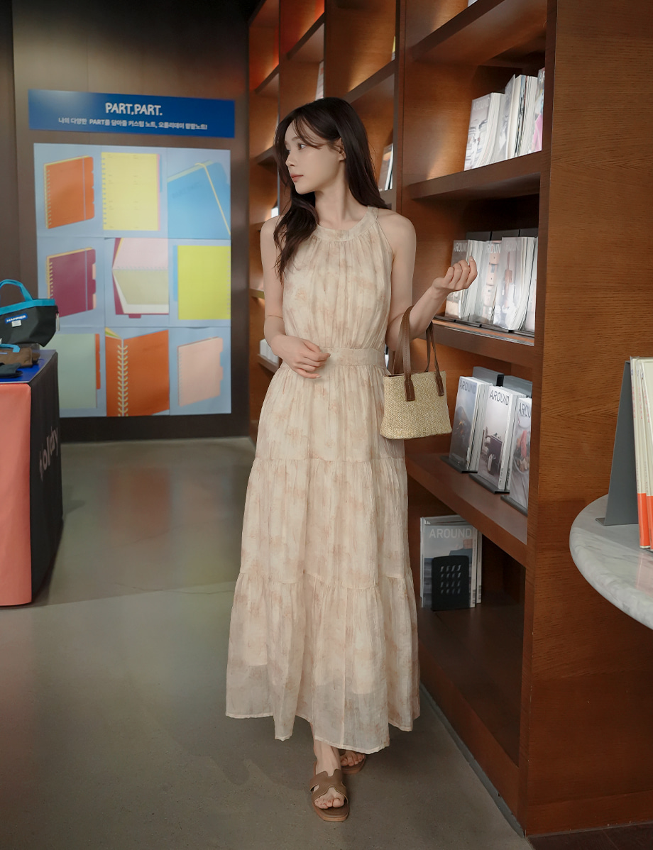 シフォンスリムロングホルターネックリボン(固定)花柄ワンピース