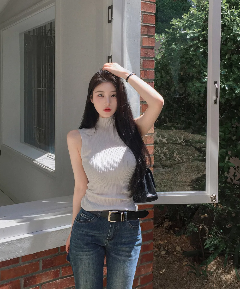 반팔 티셔츠 모델 착용 이미지-S2L19