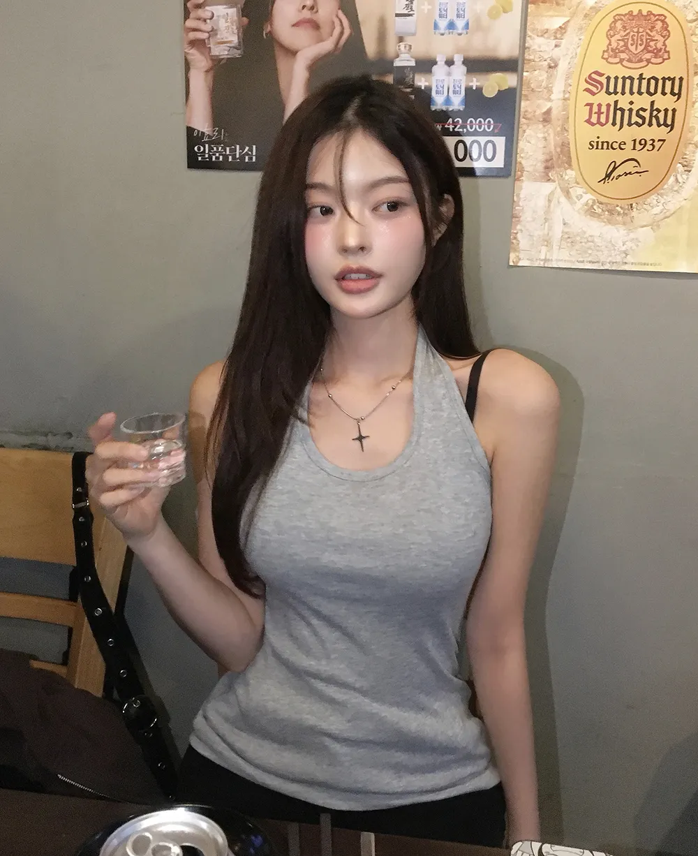 민소매 모델 착용 이미지-S2L43