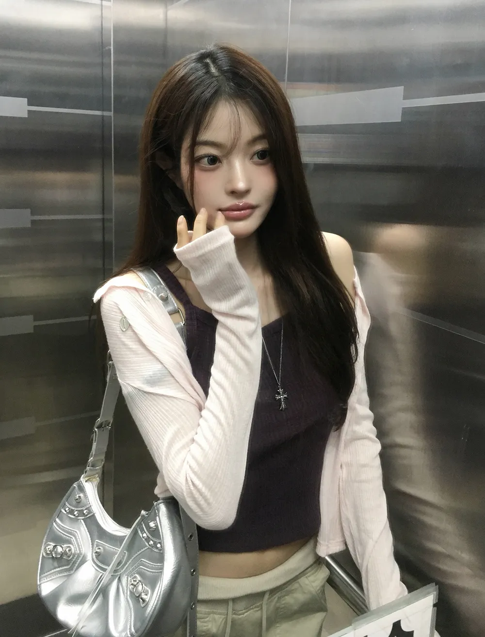 카디건 모델 착용 이미지-S2L31