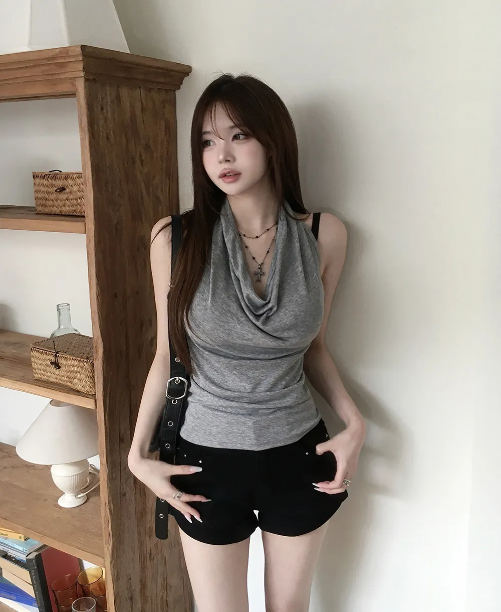 반바지 모델 착용 이미지-S2L38