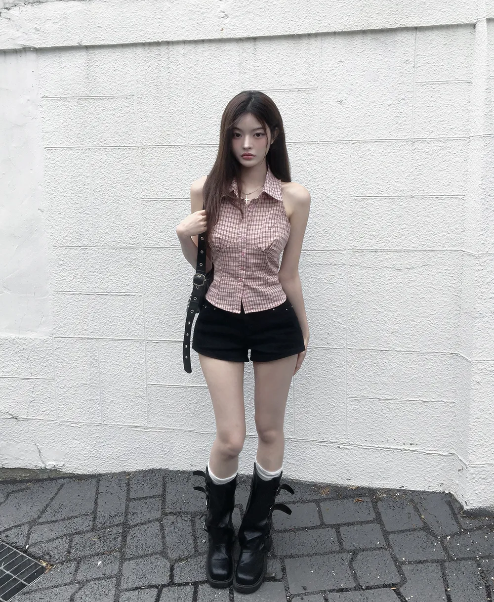 반바지 모델 착용 이미지-S2L32