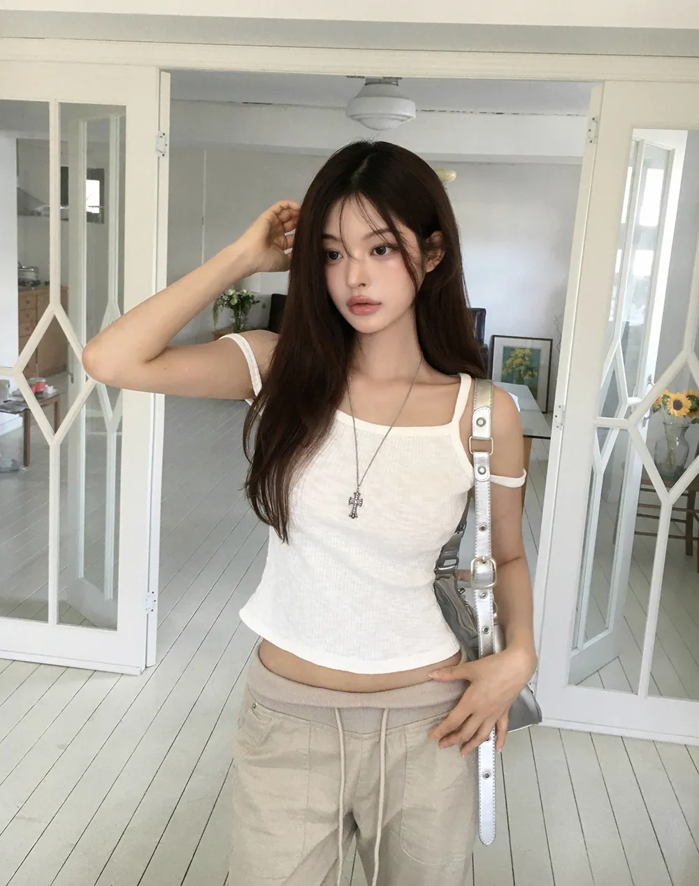 바지 모델 착용 이미지-S2L41