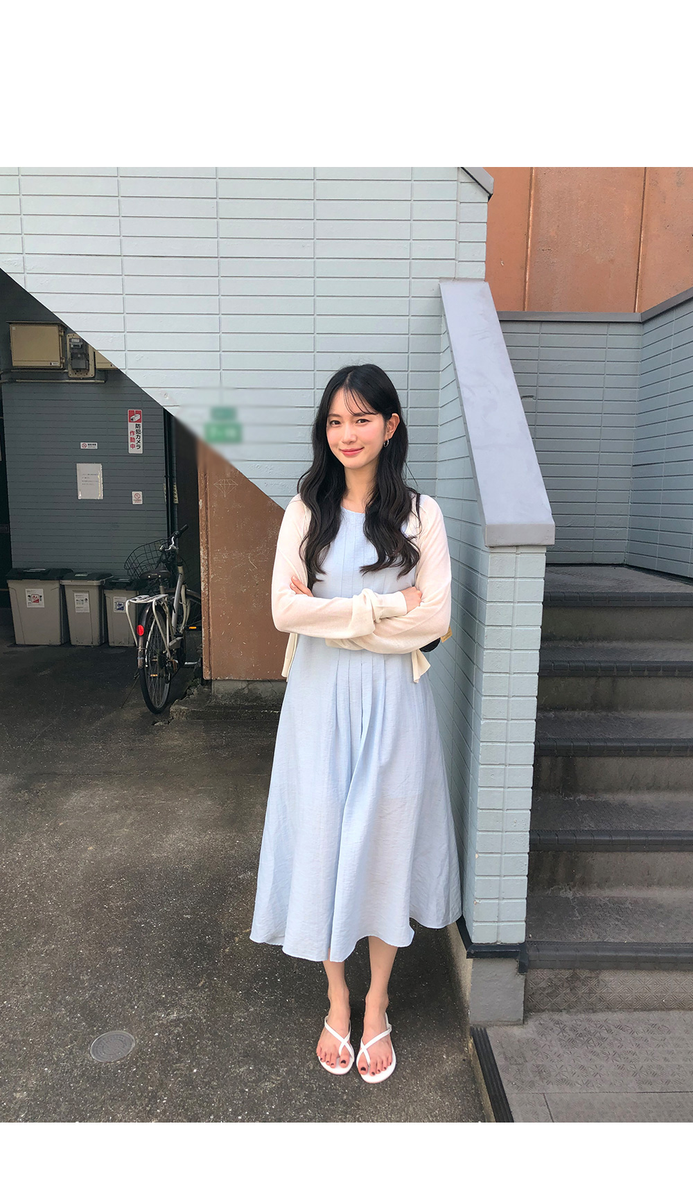 リネン混ラウンドネックロングピンタックヒドゥンジッパーフレアA