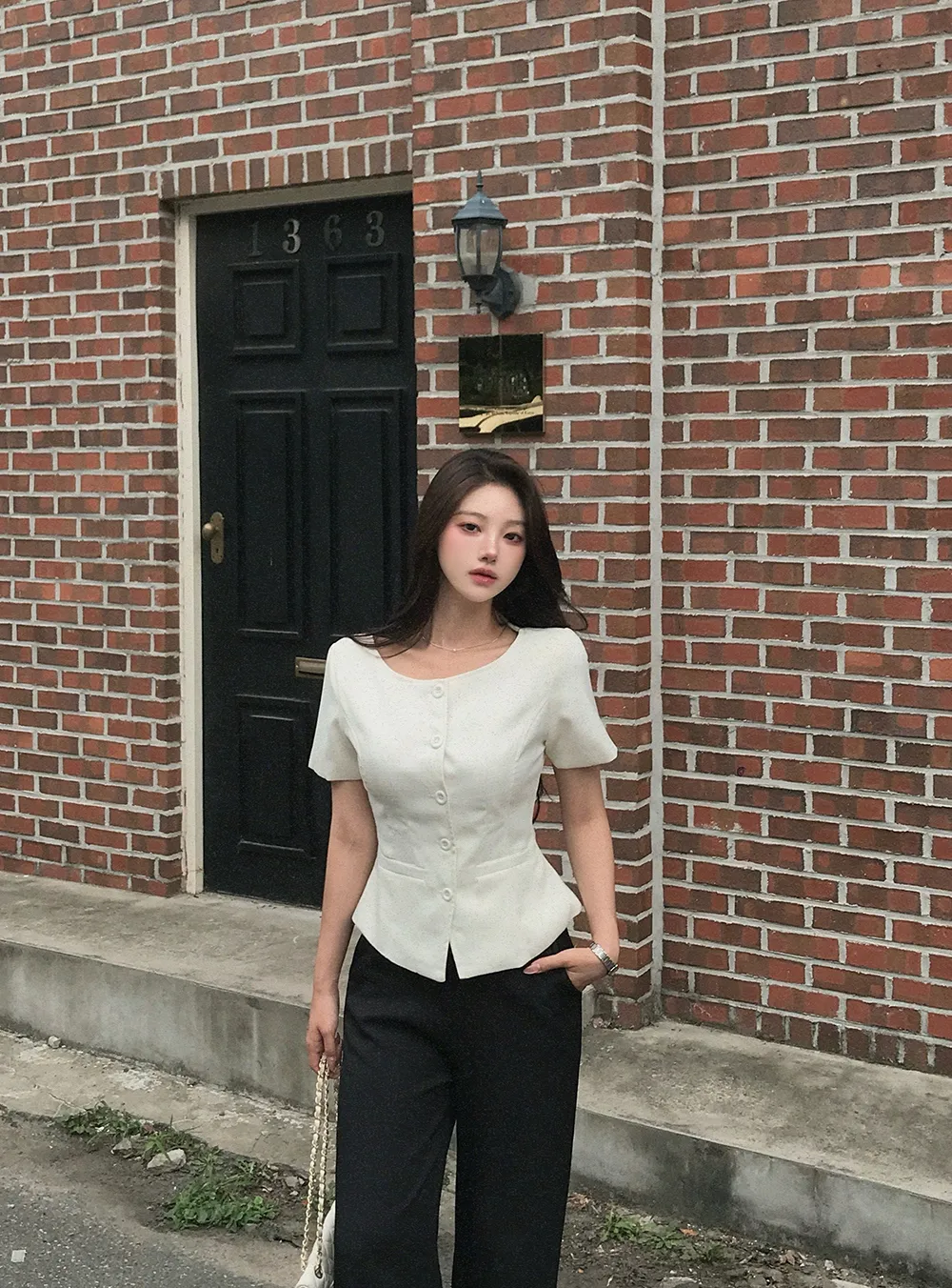 바지 모델 착용 이미지-S1L16