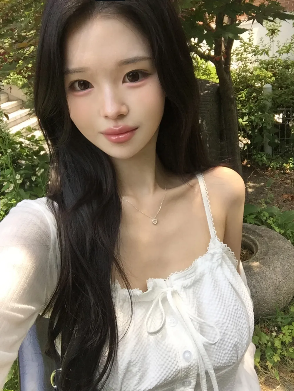 반바지 모델 착용 이미지-S2L22