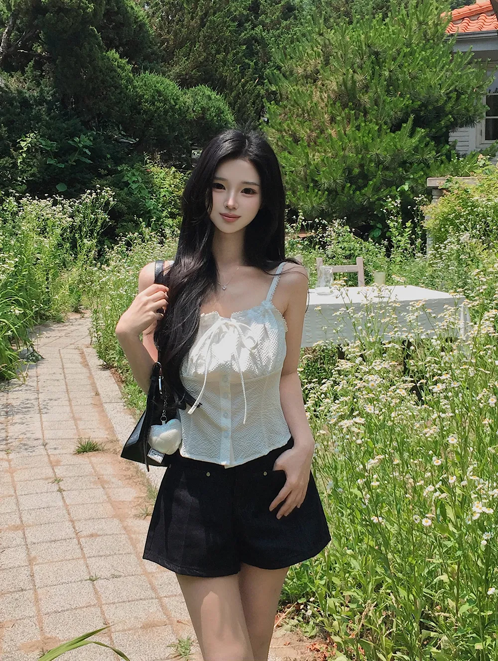 반바지 모델 착용 이미지-S2L35