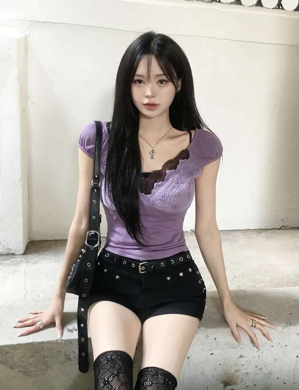 반바지 모델 착용 이미지-S3L16