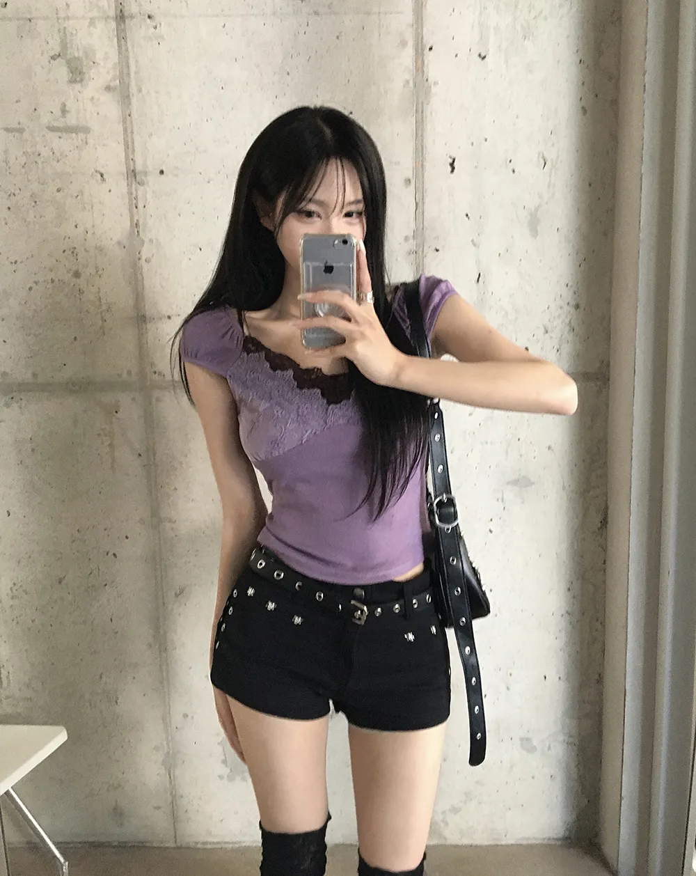 반바지 모델 착용 이미지-S3L23