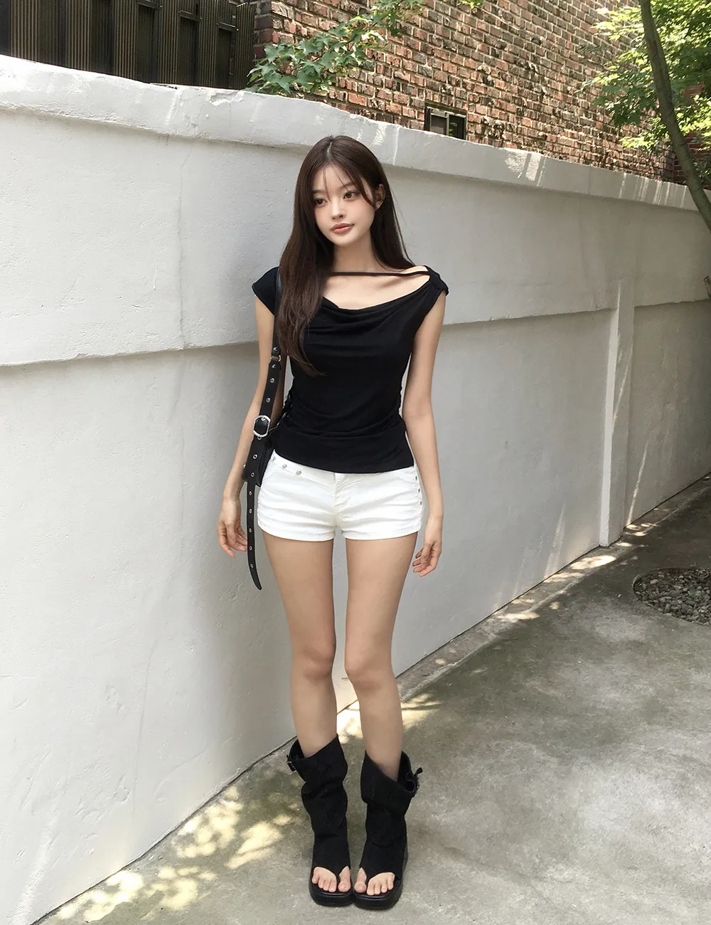 반바지 모델 착용 이미지-S7L7