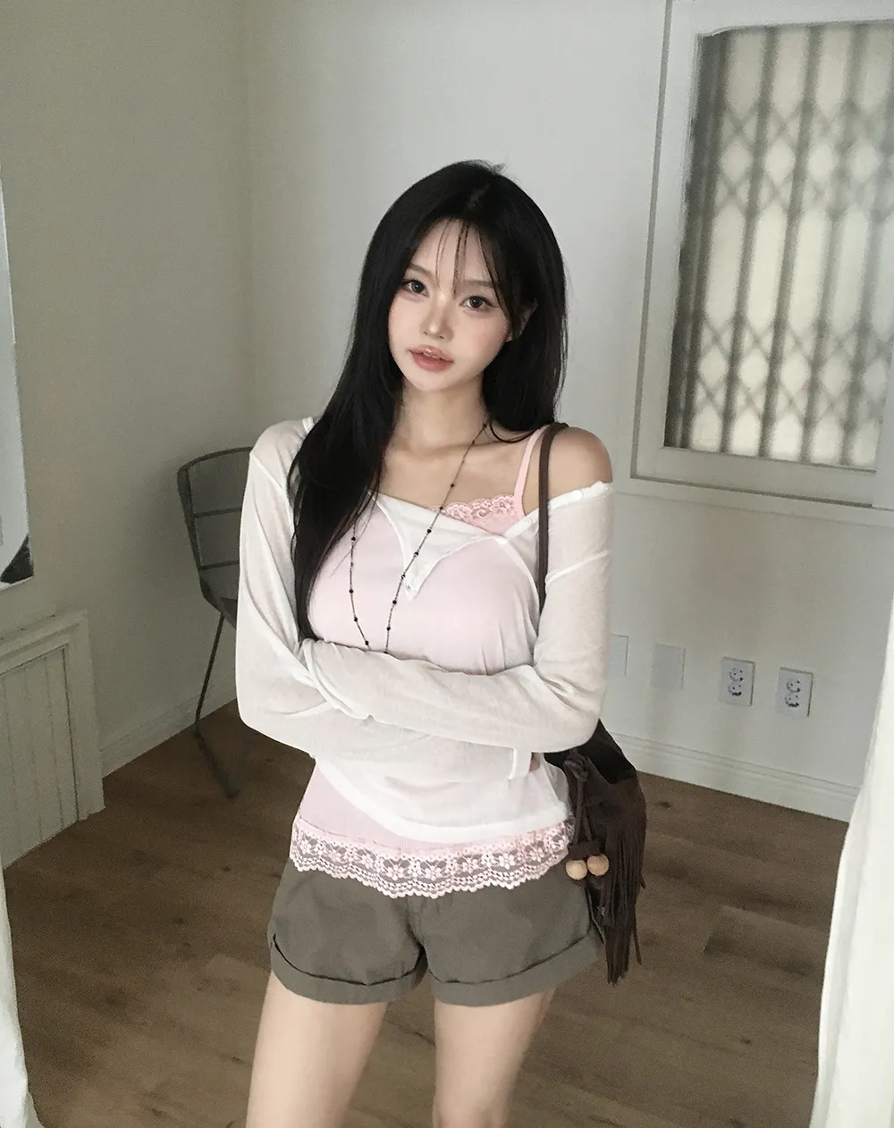 민소매 모델 착용 이미지-S5L15