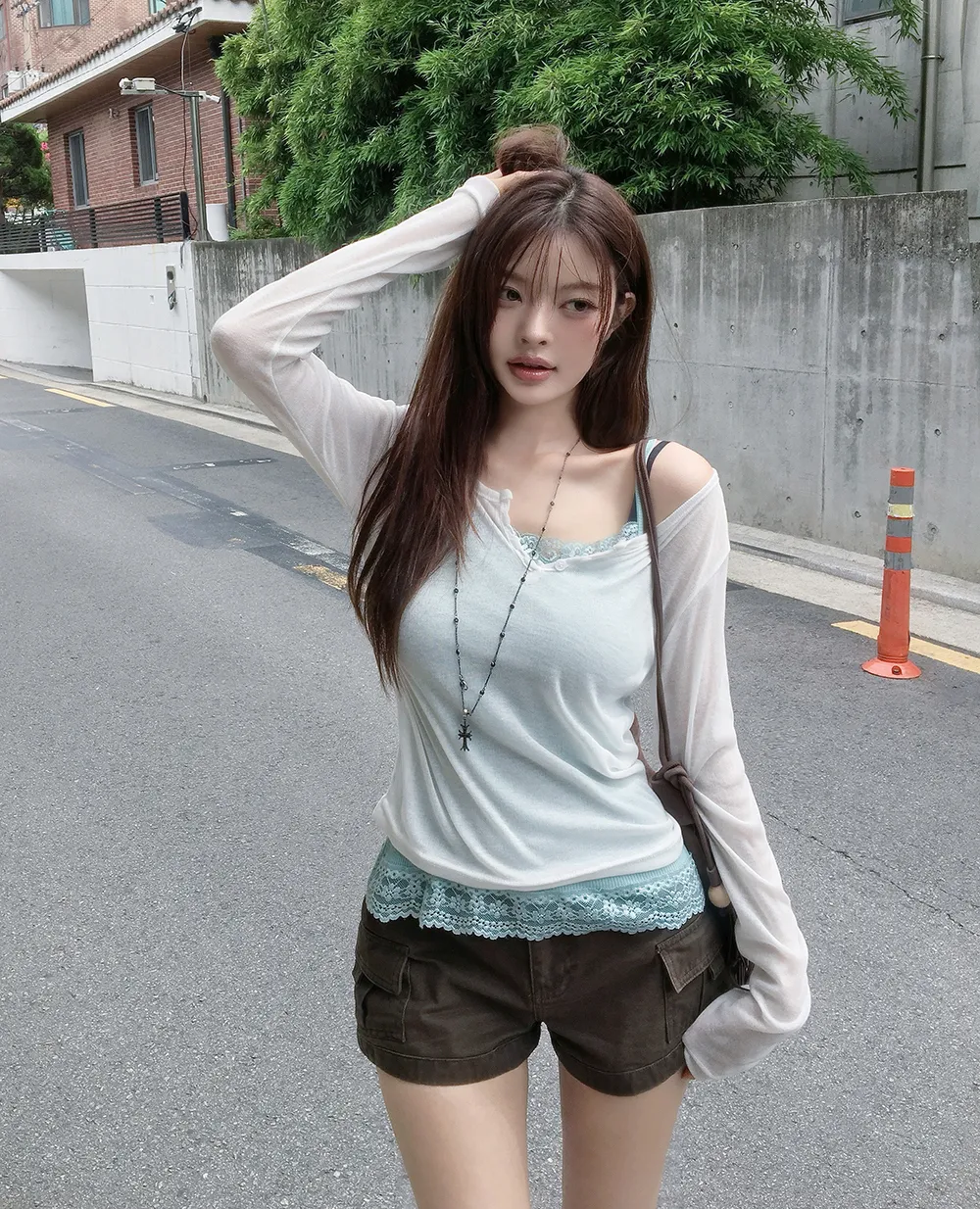 민소매 모델 착용 이미지-S3L40