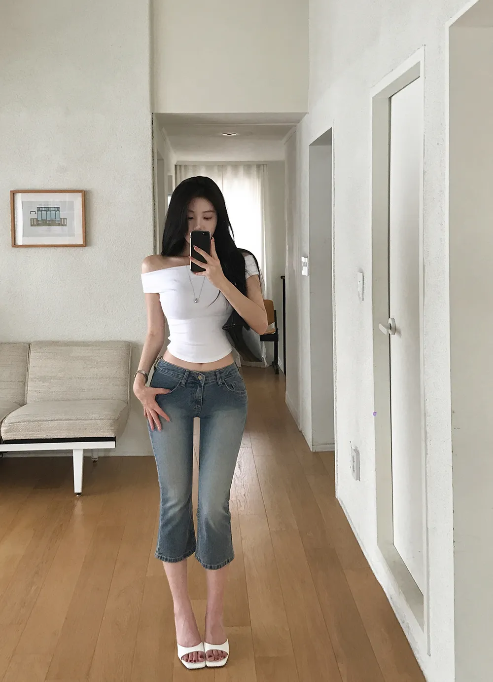 반팔 티셔츠 모델 착용 이미지-S1L65
