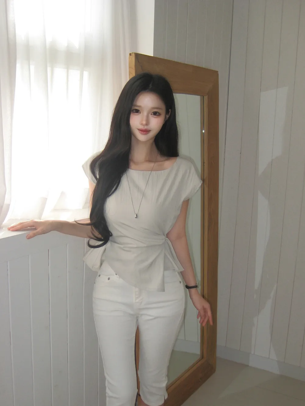 민소매 모델 착용 이미지-S1L21