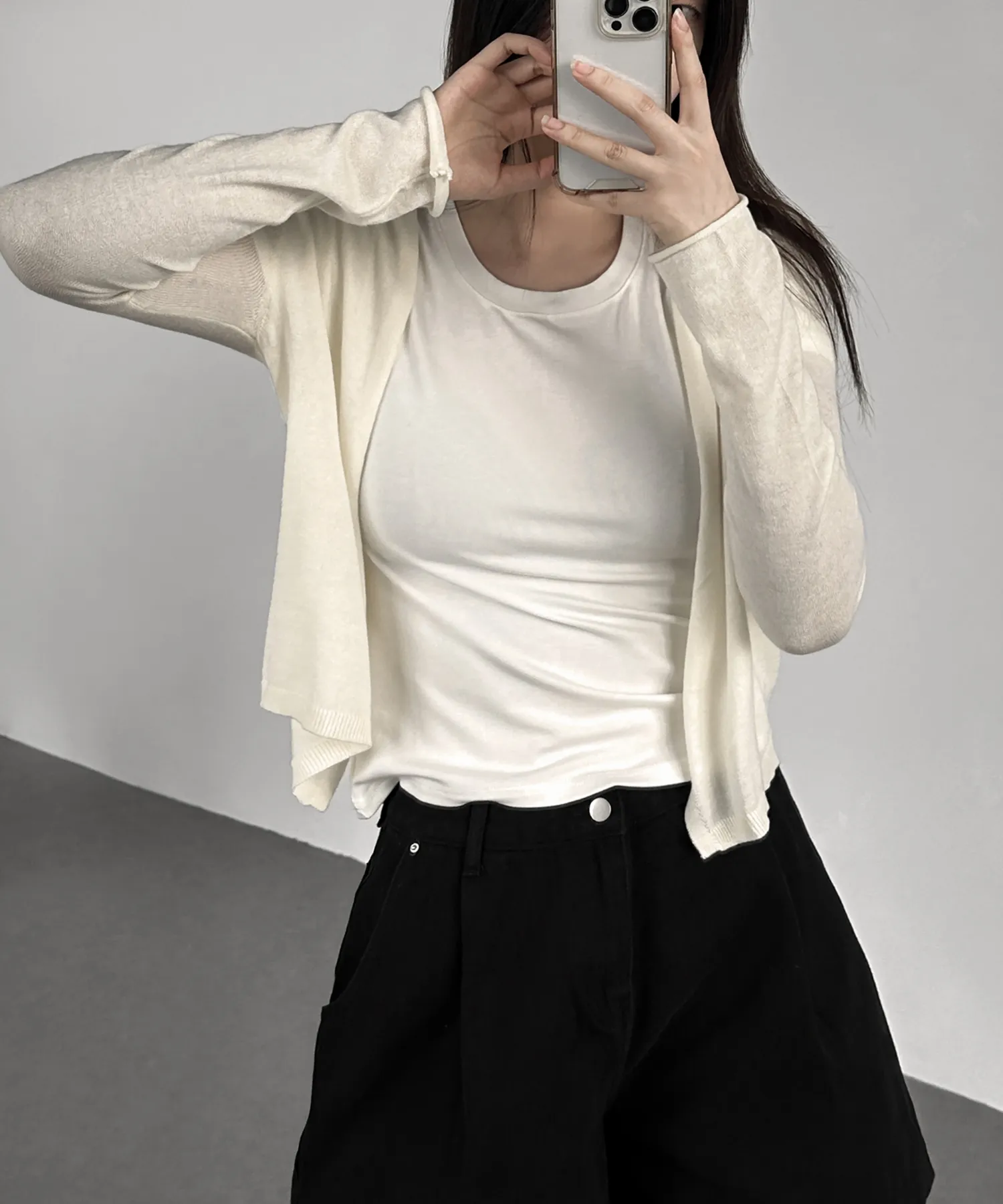長袖Tシャツ モデル画像-S1L9