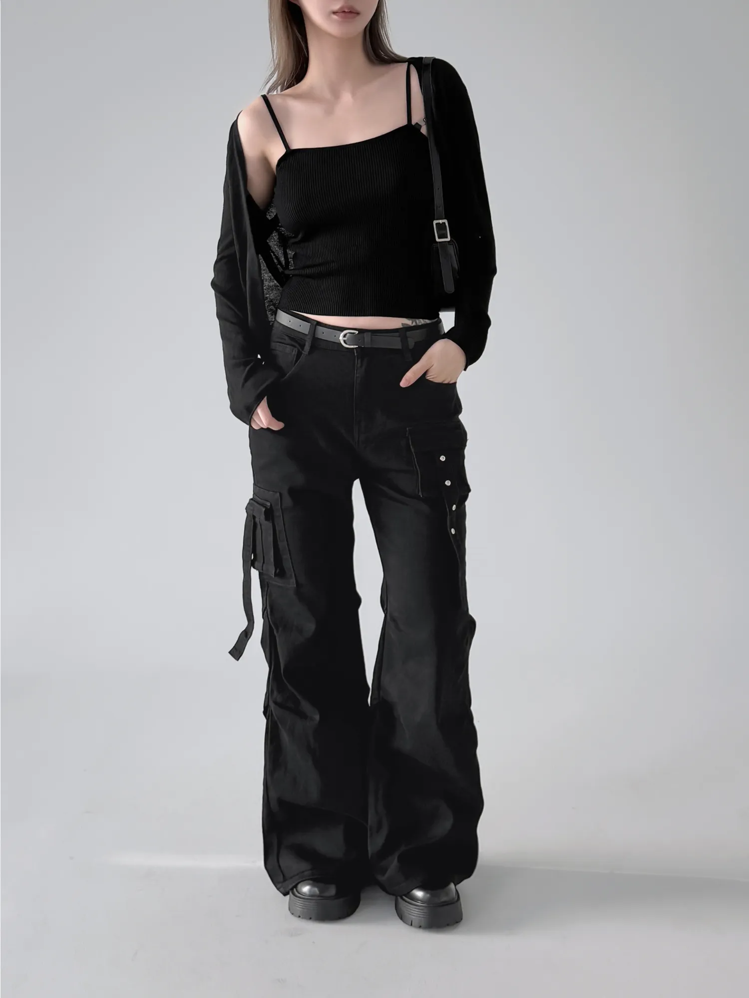 長袖Tシャツ モデル画像-S1L57