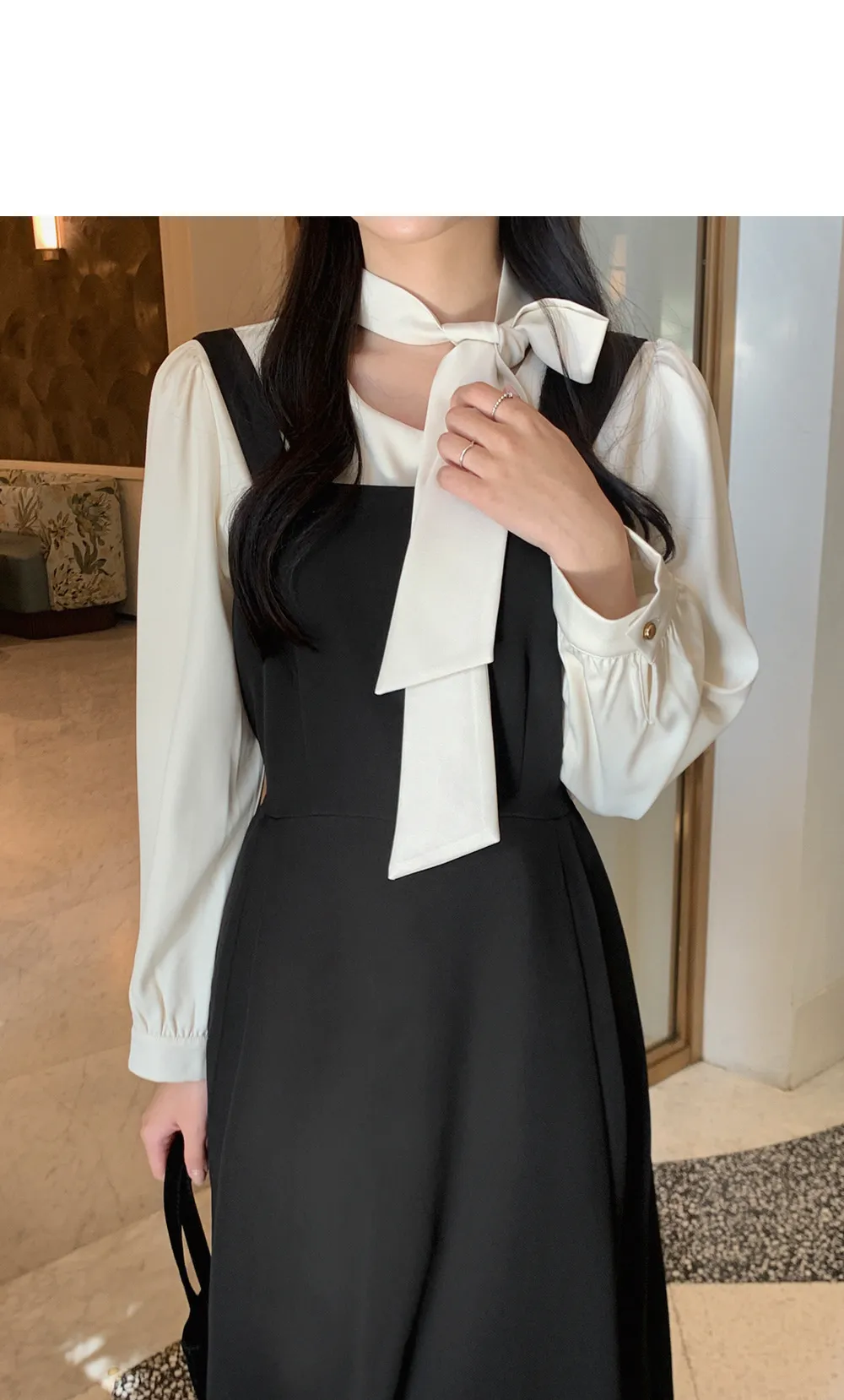 레나 라운드 타이 퍼프 블라우스