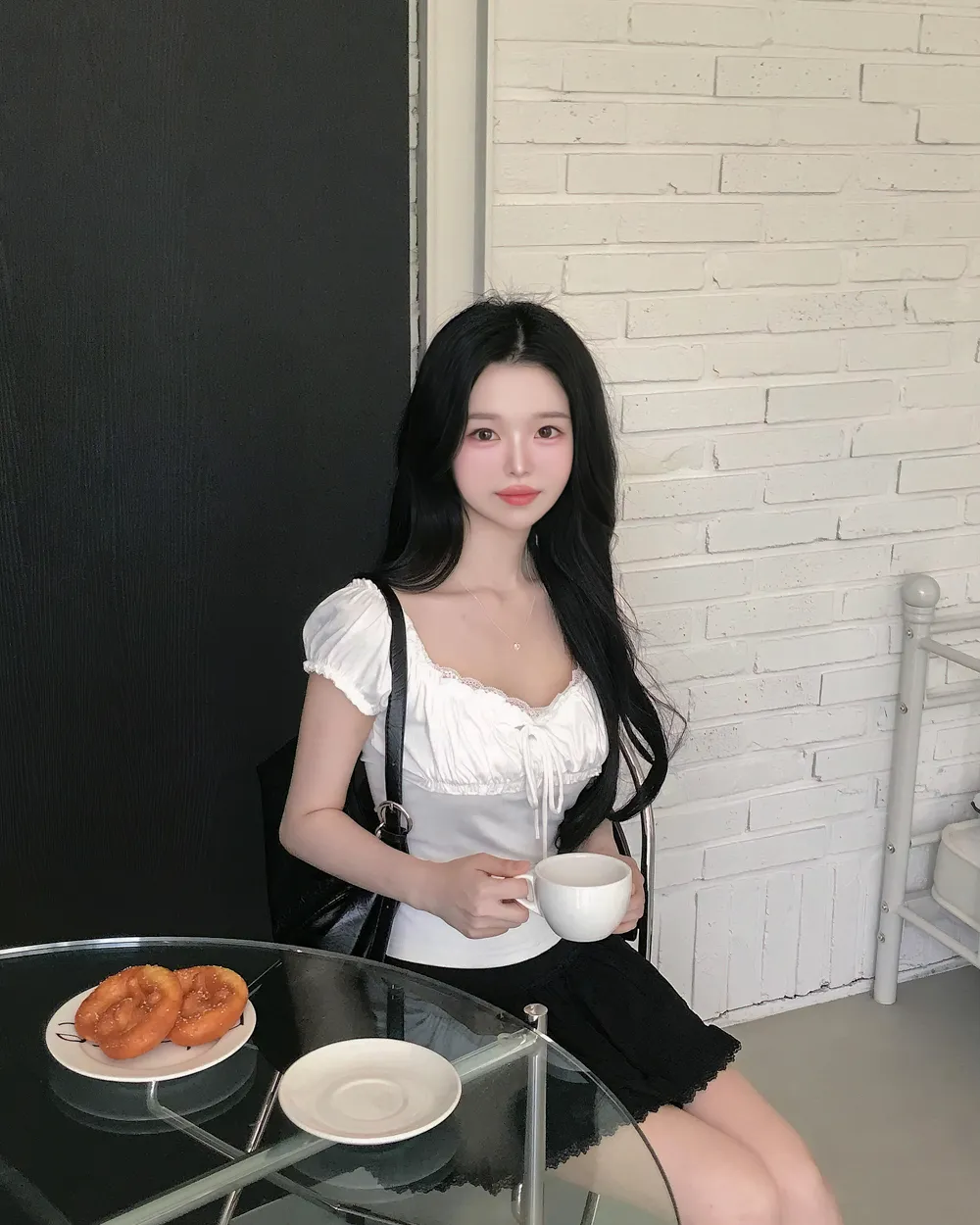 미니 스커트 모델 착용 이미지-S1L32
