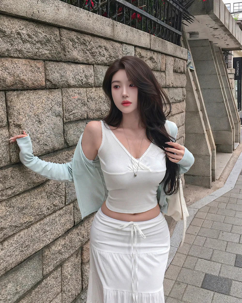 시계 모델 착용 이미지-S1L31