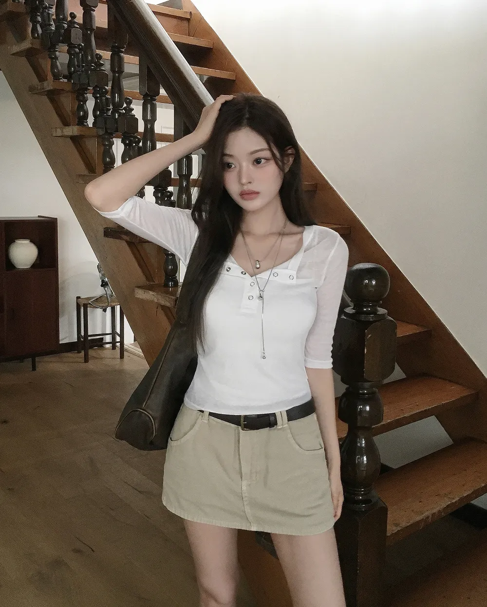 미니 스커트 모델 착용 이미지-S4L4